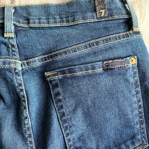 Jeans - Picture 2 of 5